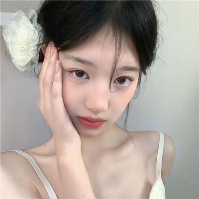 天真派：红楼梦之桃花诗社